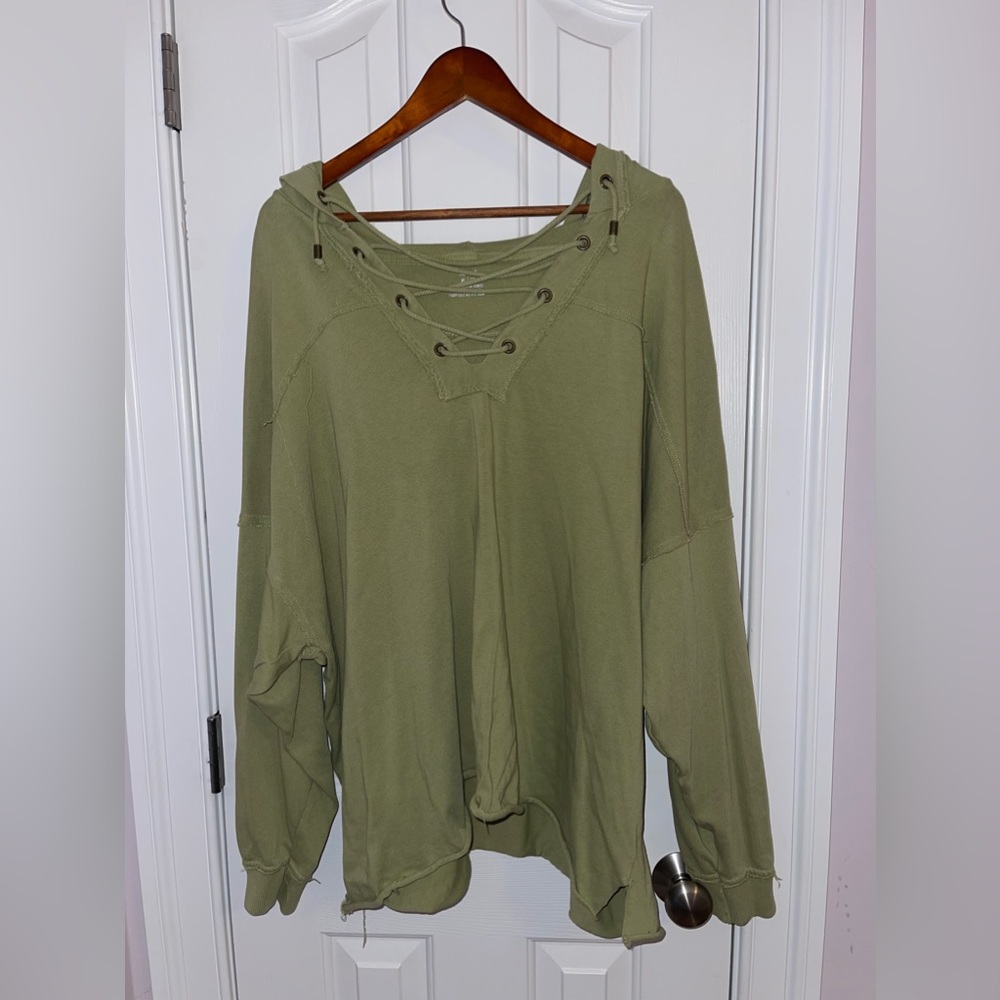 Green hooded long sleeve
